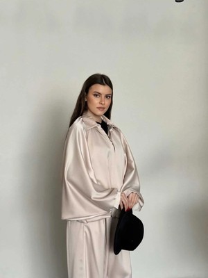 Vess Moda Saten Oversize Kalıp Ceket ve Pantolon Ikili Takım