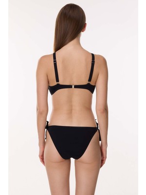 Ayyıldız 6515 Siyah Zımba Detaylı Bikini Takımı