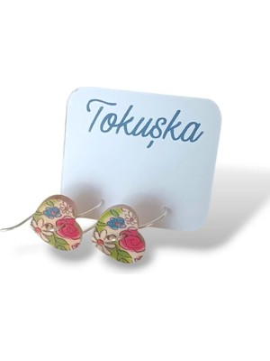 Tokuşka Ahşap Kalp Şekilli Papatya Çiçek Desenli Baskılı Düğme Sallantılı Küpe