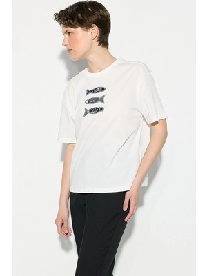 Gusto Denim Aplikeli Rahat Kesim Pamuk T-Shirt - Beyaz