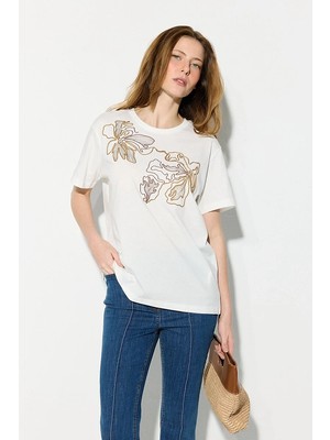 Gusto Çiçek Nakışlı Pamuk T-Shirt - Beyaz