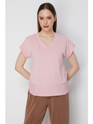 On Kadın V Yaka Parçalı T-Shirt 71475 Pudra