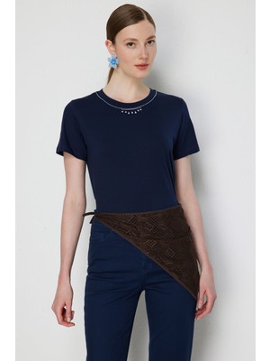 On Kadın Yakası Taşlı Pamuklu T-Shirt 71345 Lacivert