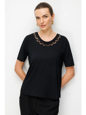 Desen Triko Kadın Sıfır Yaka Yakası Çift Şeritli Taşlı Penye T-Shirt 26840 Siyah