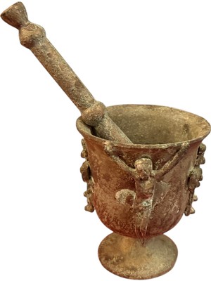 TT Antika Bronz Sahan 10 cm Yüksekliğinde 8,5 cm Çapında