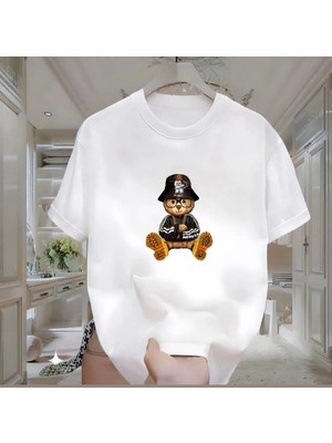 Rovel Oturan Ayı Baskılı Beyaz Oversize Tshirt