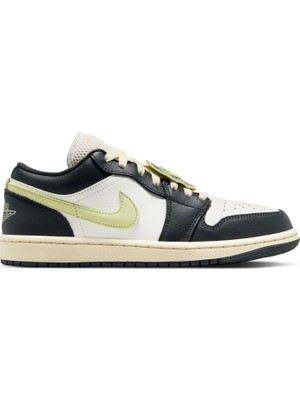 Nike Air Jordan 1 Low Se