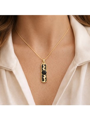 VogueaStyle Ay Evreleri Detaylı Minimal Kolye