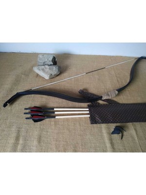 Konuralp Okçuluk Konuralp Geleneksel Okçuluk Başlangıç Seti (Basit Tirkeş + 3 Ok + Zihgir) 120 cm Uzunluk