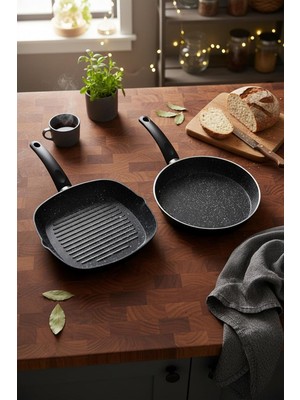 Teknocan Carolin 2 Parça Grill Tava Seti Siyah (26 cm -28 Cm)