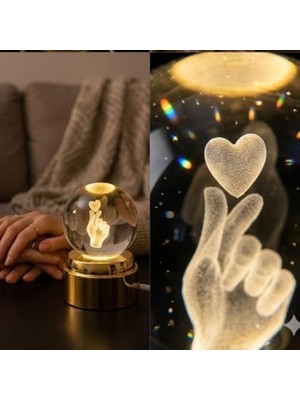 Teknocan 3D Kristal Küre Gece Lambası, Parmak Kalp Tasarımlı, LED Aydınlatmalı, Ahşap Tabanlı, Romantik Hediye