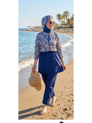 Besa Tesettür Bandana Mayo Dijital Desenli Siyah 4 Parça Eşarp Bone, Bandana, Üst, Alt Takım Ten ve Vücut Hatlarını Göstermez