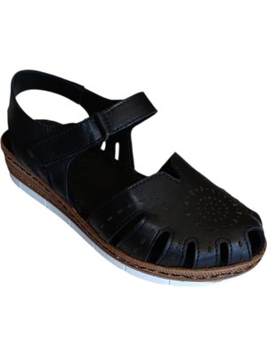 Castle Black 22380 Kadın Hakiki Deri Önü Kapalı Günlük Comfort Sandalet Siyah