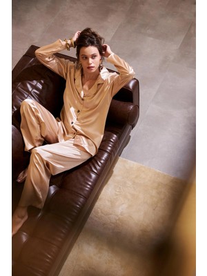 Akbeniz Kadın Bej Oversize Saten Pijama Takımı