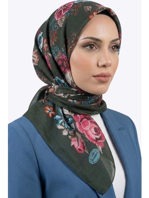 Hadiora Kadın Haki Pembe Kanaviçe Desenli Dikişli Yazma