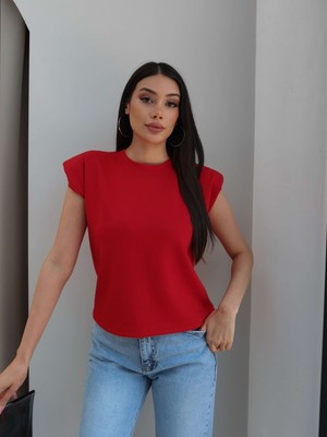 Esra Helvacı Sıfır Kol Vatkalı Basic Tshirt