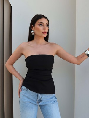 Esra Helvacı Straplez Asimetrik Bluz