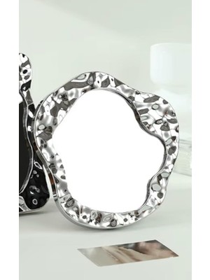 Ala Store Ayn-19 Asimetrik Dalgalı Tasarımlı Masaüstü Makyaj Aynası, Parlak Gümüş Renk, 21X21.5 cm