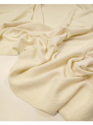 Kumaş Parça Tatlı Krem Triko Örme Kumaş Ince Tiril Tiril Yumuşak Hırkalık & Kazaklık En: 130CM