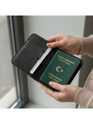 Oh Deer Leather Hakiki Deri Pasaport Kılıfı – Kart Bölmeli Seyahat Cüzdanı & Travel Wallet