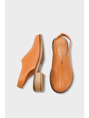 Capone Outfitters Roxi Hakiki Deri Kısa Topuklu Kadın Sabo Sandalet