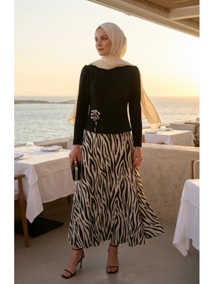 Sefa Merve Gül Detaylı Bluz Etek Ikili Takım 5645-01 Siyah