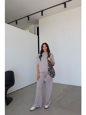 Özge Özgenç Modal Tişört Eşofman Alt Takım