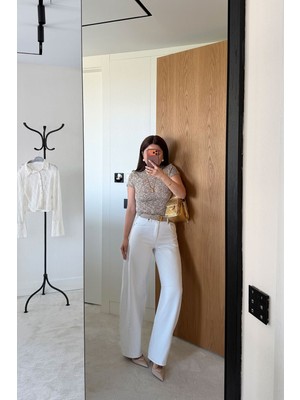 Özge Özgenç Dikiş Detaylı Balon Jean