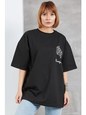 Caddebostan Moda New York Baskılı Oversize T-Shirt Bol Salaş Tişört