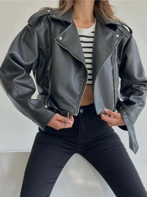 Vess Moda Yeni Sezon Kemer Detaylı Crop Suni Deri Ceket