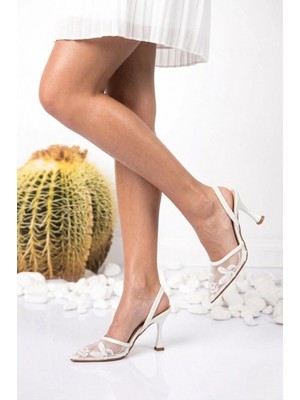 Fox Shoes Y752176315 Beyaz File Boncuk Işlemeli Ince Topuklu Kadın Ayakkabı