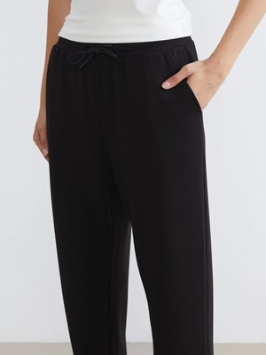 LC Waikiki Siyah Soft Touch Kadın Jogger Eşofman Altı