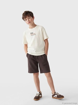 LC Waikiki Kahverengi Beli Lastikli Basic Erkek Çocuk Şort