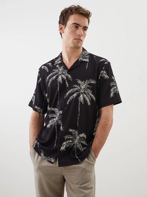 Lc Waikiki Yeni Sezon Regular Fit Kısa Kollu Desenli Erkek Gömlek