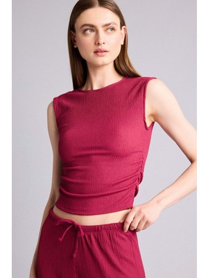 DeFacto Slim Fit Bisiklet Yaka Kırışık Dokulu Bluz H8059AX26SM
