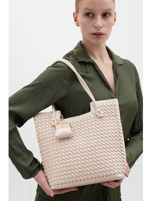 Matthew Cox Kadın Omuz Çantası Örgü Dokulu Modern Tasarım Geniş Hacimli Şık Model Beyaz