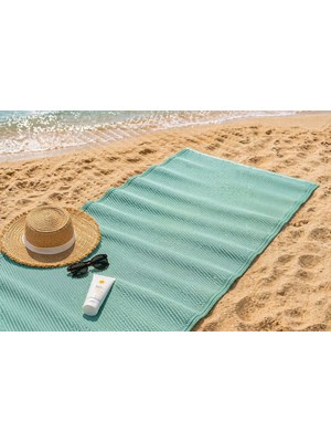 Mata Çeyiz Plaj Hasırı ve Deniz Matı 70X150 cm - Kamp Piknik Bahçe Balkon Teras - Suya Dayanıklı Katlanabilir Plaj Örtüsü