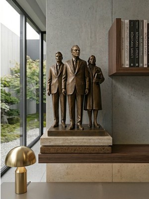 Mağara Atatürk ve Gençler