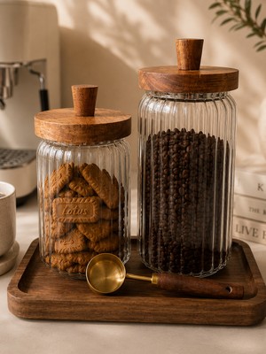 Mottogo Kahve Köşesi 2’li Akasya Kapaklı Cam Kavanoz Seti 700 ML–950 ml Tepsili Ölçü Kaşıklı Düzenleyici Set