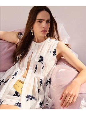 İpekyol Floral Nakışlı Volanlı Bluz IS1260006096002