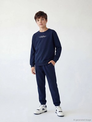 LC Waikiki Lcw Kids Lacivert Baskılı Erkek Çocuk Eşofman Takım