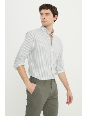 Altınyıldız Classics Erkek Haki Pamuklu Oxford Comfort Fit Rahat Kesim Düğmeli Yaka Çizgili Gömlek