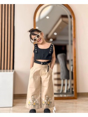 Sy Store Kız Çocuk Nakış Detaylı Crop Top ve Geniş Paça Pantolon Takımı