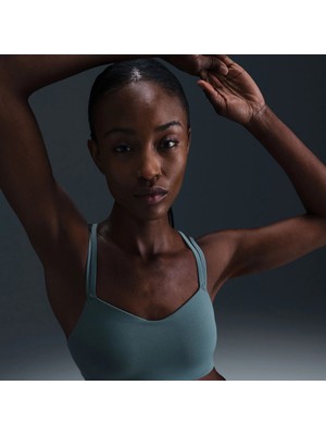 Nike Kadın Mavi Zenvy Alate Trace Hafif Destekli Dolgulu Sporcu Sütyeni | DO6608-006