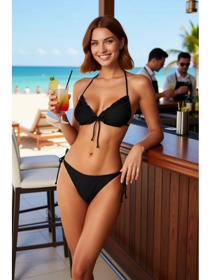 PayBuy Kadın Bikini Takımı Halter Yaka Kolsuz Regular Balensiz Üçgen Kap Fırfırlı Düşük Bel Bağlamalı Örme