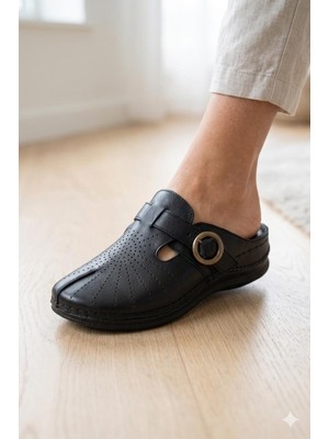 Shoemix Hakiki Deri Siyah Kadın Terlik Konforlu Günlük Sabo Toka Detaylı Anatomik Taban Terlik