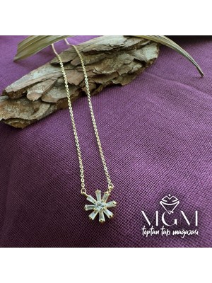 Uravas Store Zirkon Baget Taşlı Kolye