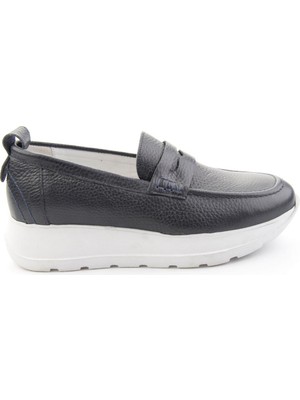 Bambi Lacivert Hakiki Deri Kadın Loafer Ayakkabı K01087246703