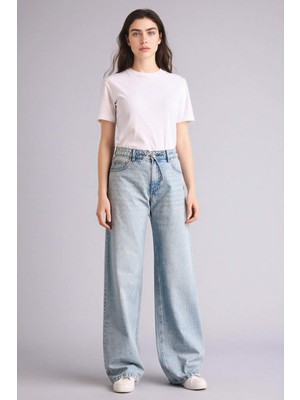 DeFacto Low Rise Wideleg Düşük Bel Düz Paça Uzun Jean Kar Yıkamalı Pantolon G4928AX26SM