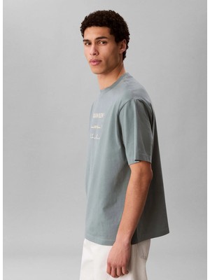 Calvin Klein Jeans Gri Erkek Standart Baskılı T-Shirt LV04RE827G5K3 Gri T-Shirt